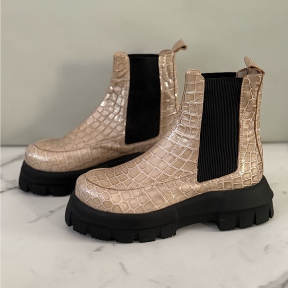 Topshop Shoes - Topshop Alpha Patent Leather Croc Festival Chelsea Platform